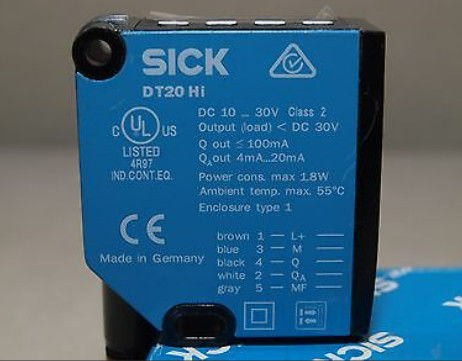 Bộ cảm biến khoảng cách laser SICK DT20 Hi DT20-P244B 24,3 mm x 72,4 mm x 54,1 mm