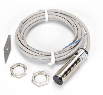 SICK VTF18-4N1212 cảm biến quang điện hình trụ 18 mm x 18 mm x 63,6 mm