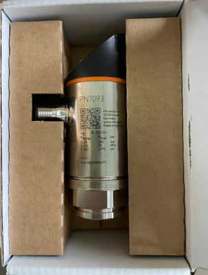 Bộ cảm biến áp suất IFM PN7093 với màn hình hiển thị PN-025-RER14-QFRKG/US/ /V