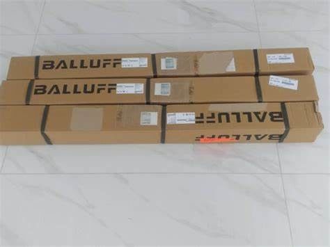 Balluff BTL7-E170-M0170-B-S32 Máy cảm biến vị trí tuyến tính Magnetostrictive trong thiết kế thanh