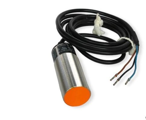 IFM Inductive Sensor II5256 IIA3010-BPKG để định vị máy chính xác trên thiết bị