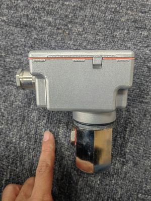 Cảm biến ngọn lửa nhạy cảm cao cho máy dò ngọn lửa lò đốt SIEMENS QRA10M.C