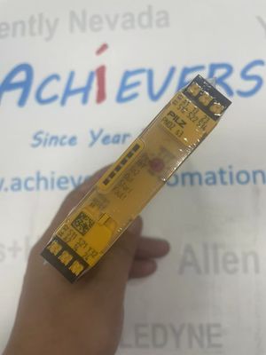 Pilz Relay an toàn 751103 kiểu PNOZ s3 C 24VDC 2 n/o 3 điểm Gripper Function