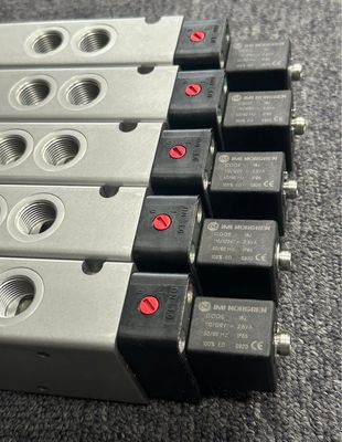 Norgren V60... V63 Series V62C513A-A218J Pilot Solenoid Valve với điện áp hoạt động 10-30 VDC và 8 đầu vào số
