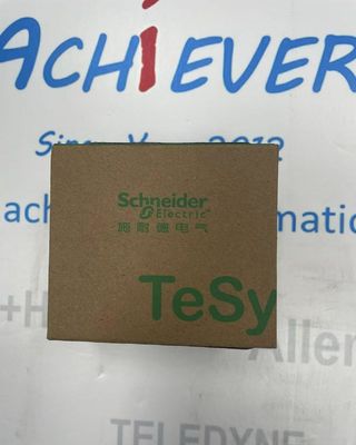 Relê quá tải nhiệt bền Schneider Electric LRD21 với khoảng cách lỗ gắn 7.874" 200.00mm và giao diện NAMUR