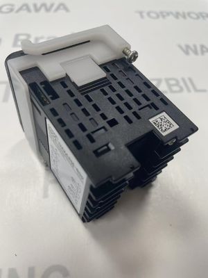 Omron E5CC-QX2A M-800 Panel Mount PID Controller nhiệt độ với 16 đầu ra kỹ thuật số 0,4 kg