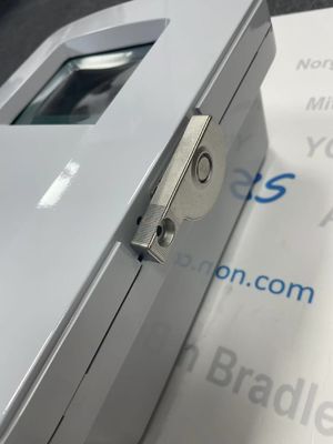 Yokogawa ZR802G Zirconia Oxygen/Humidity Analyzer 1,0 m Độ dài Được trang bị vật liệu cao su