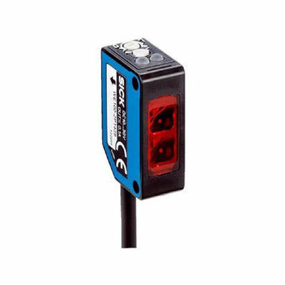 Cảm biến quang điện SICK WT100-2P1412S01 Cảm biến chính xác với khoảng cách phát hiện từ 0 m đến 40 m và độ lặp lại ≤ 2 %
