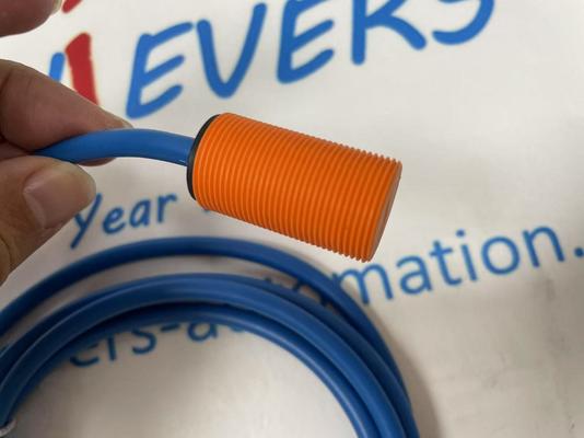 Cảm biến điện cảm IFM NAMUR NG5003 lắp phẳng M18x1