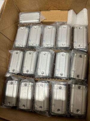 Festo Compact bình ADVU-32-40-P-A