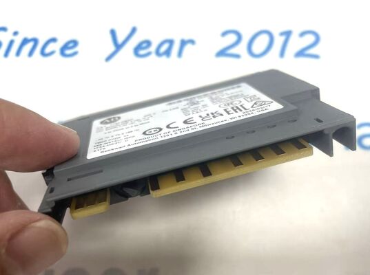 Mô-đun Đầu ra Dòng điện Tương tự Allen-Bradley 1734-OE2C