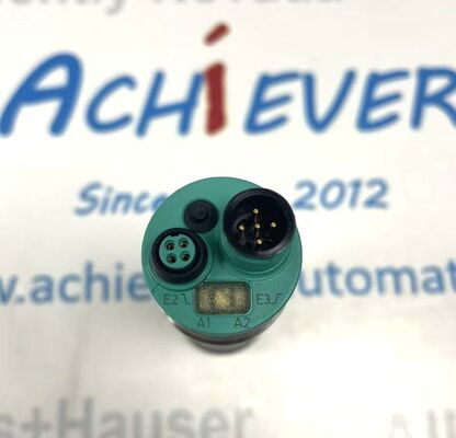 Bộ cảm biến siêu âm Pepperl+Fuchs UCC1000-30GM-IUR2-V15