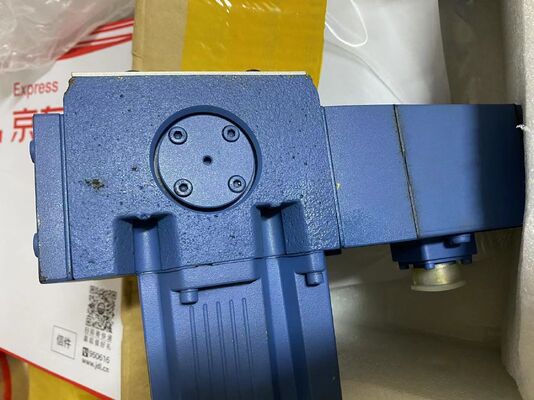 MOOG D691Z2086D Máy phun điện thủy lực