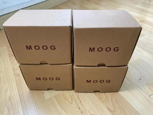 Van Servo Điện-Thủy lực MOOG J761-003
