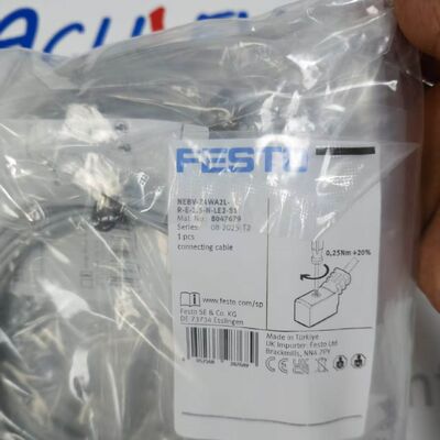 Cáp kết nối van điện từ Festo NEBV-Z4WA2L-R-E-2