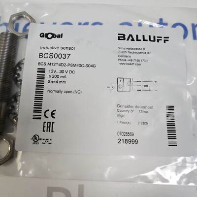 Cảm biến tiệm cận điện dung BALLUFF BCS M12T4D2-PSM40C-S04G