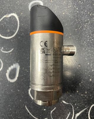 Cảm biến áp suất IFM theo chuẩn Sdci IEC 61131-9 có màn hình hiển thị PN2070 với mối nối tham chiếu gốm