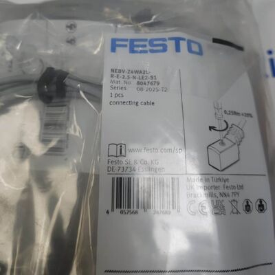 Cáp kết nối van điện từ Festo NEBV-Z4WA2L-R-E-2